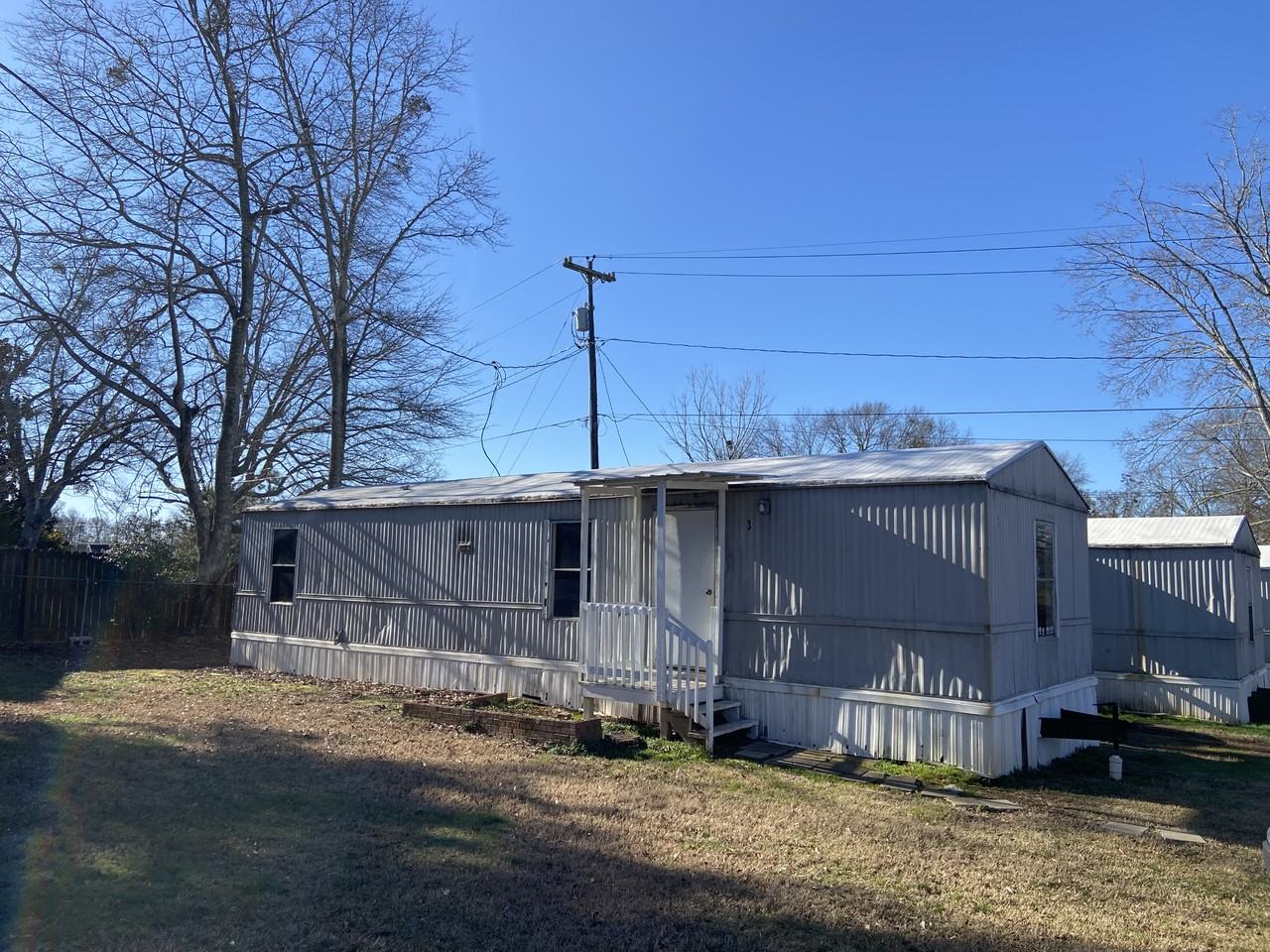 612 N Main St - Photo 4 of 15