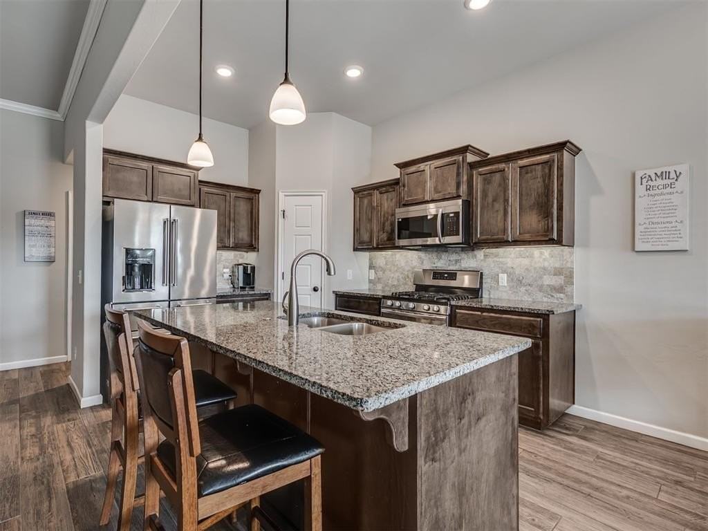 2980 Nw 184th Ter - Photo 3 of 42