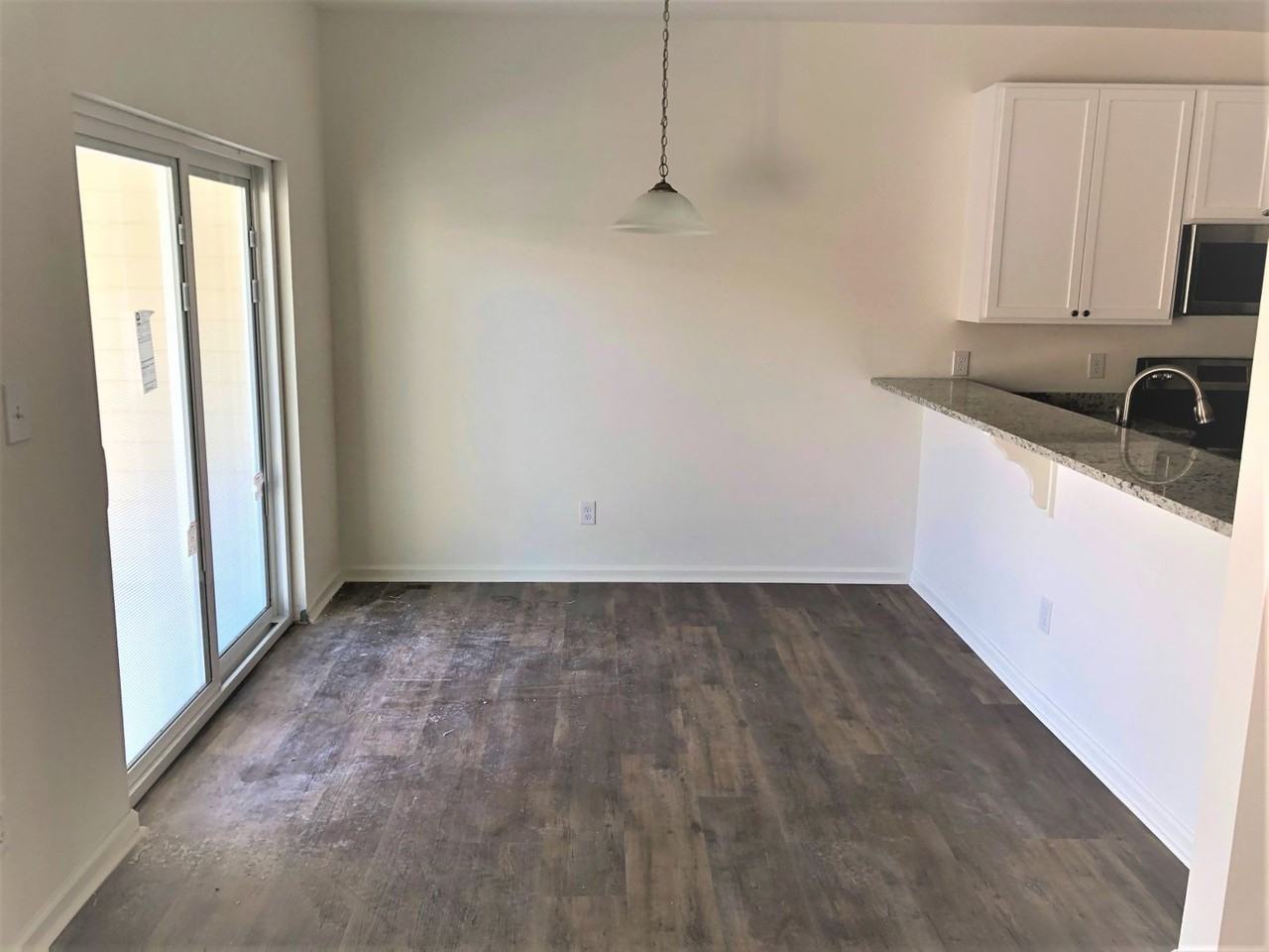 1701 E 1st St - Photo 4 of 39