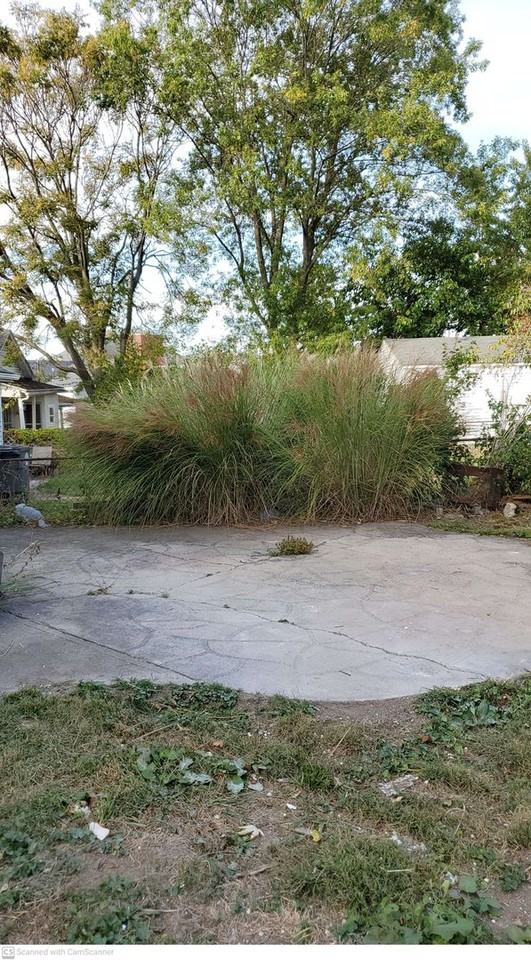 118 Medford St - Photo 3 of 17