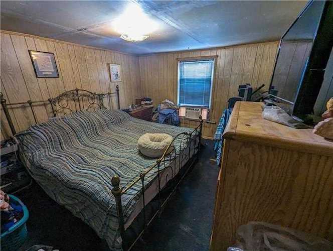 549 W Wayne St - Photo 4 of 7