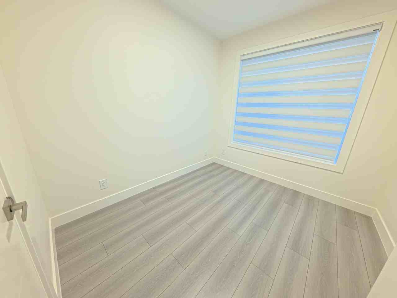 14685 88 Avenue - Photo 4 of 7