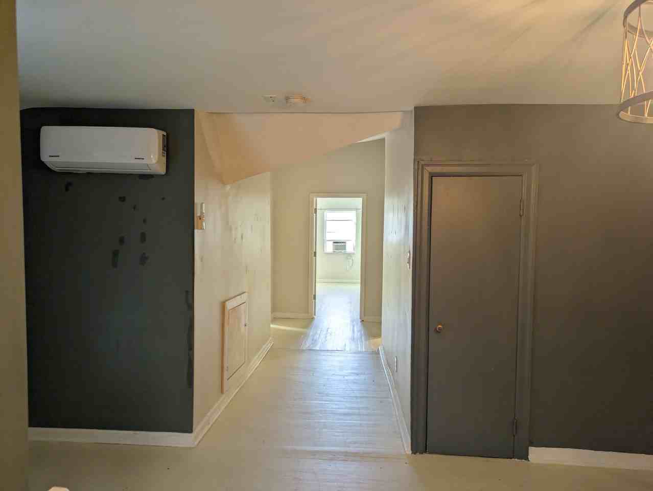 200 E Maxwell St #10 - Photo 7 of 11