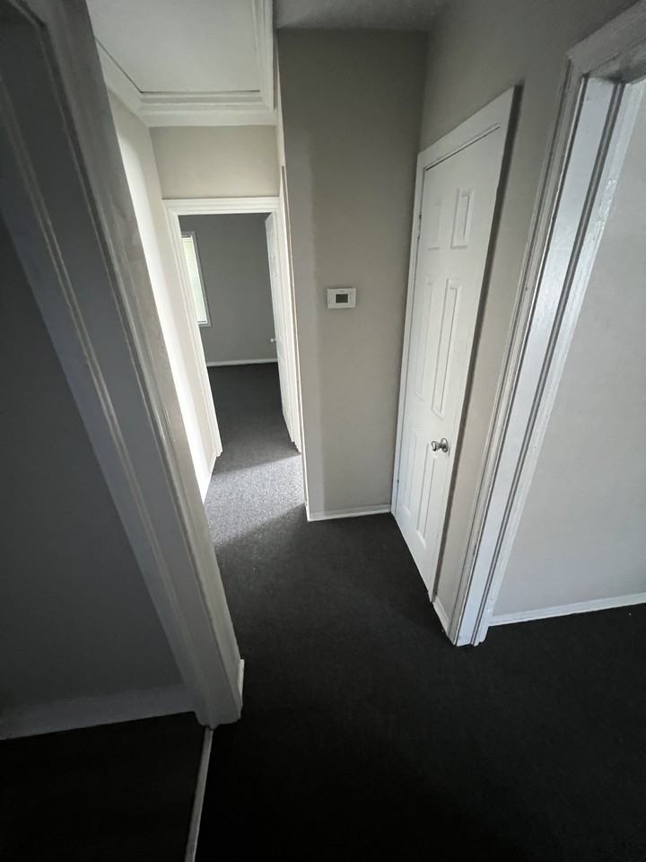 3614 Norwich St - Photo 3 of 11