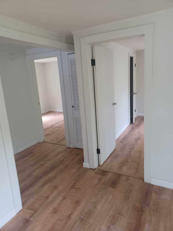 92 Mooney Ln - Photo 2 of 9