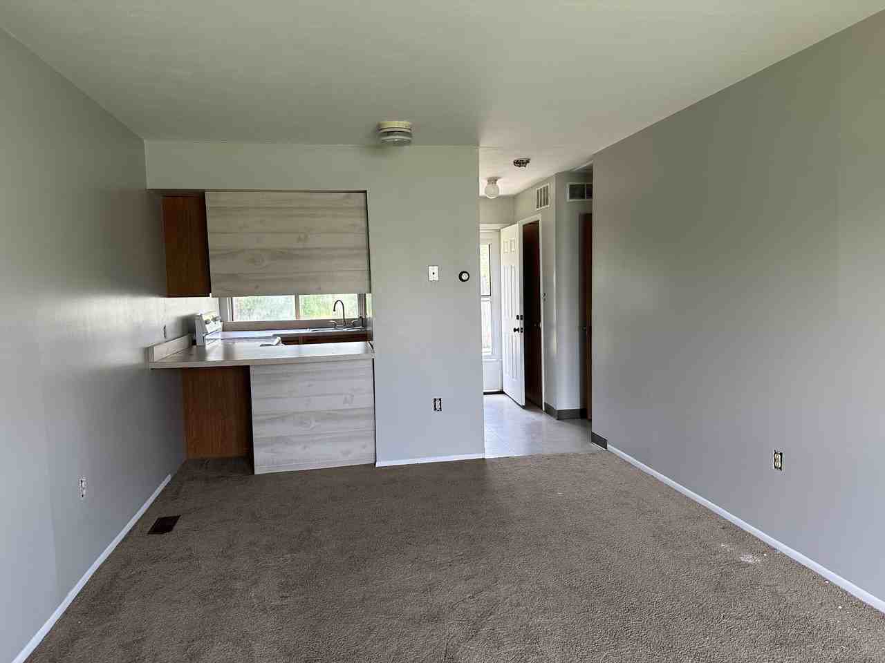 4 Clemens Ave - Photo 7 of 7