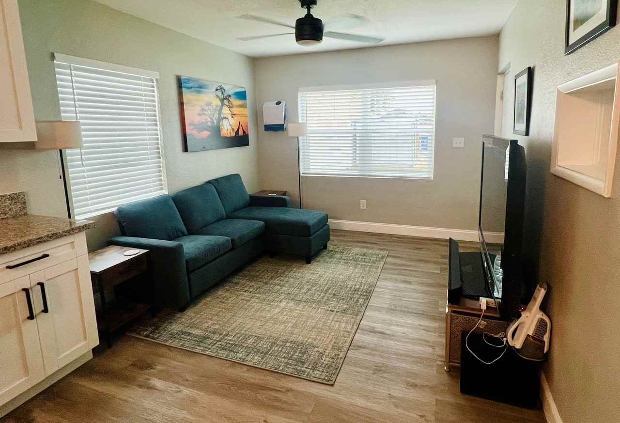 401 S Mars Ave #1 - Photo 5 of 25