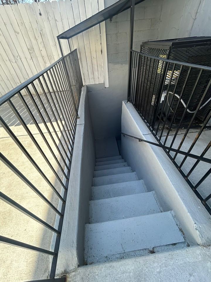 1847 Druid Hill Ave #B - Photo 2 of 11