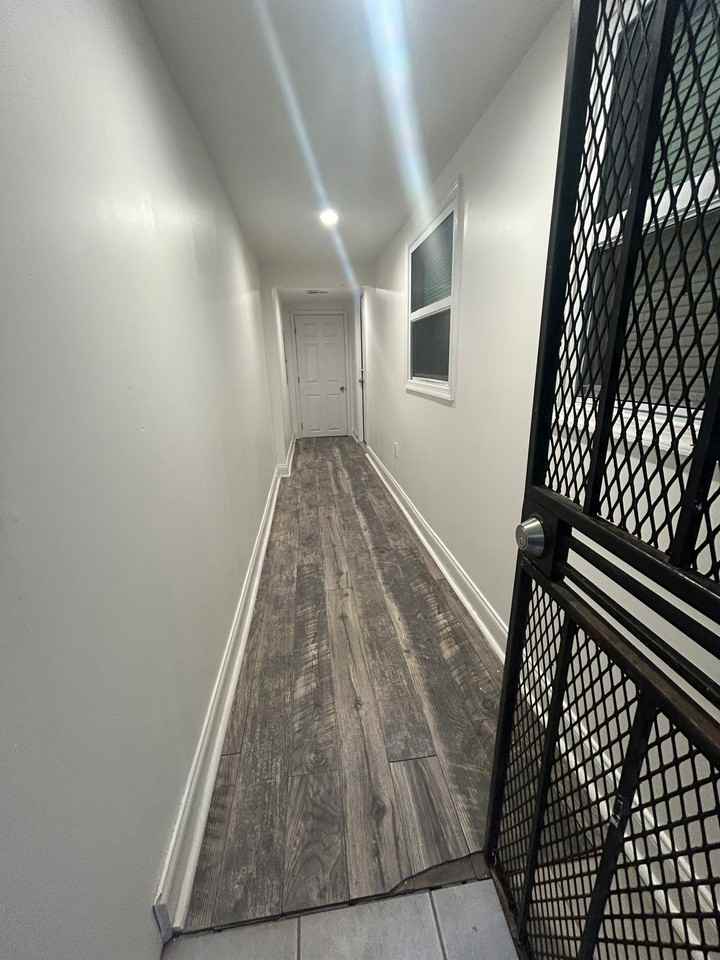 1847 Druid Hill Ave #B - Photo 3 of 11