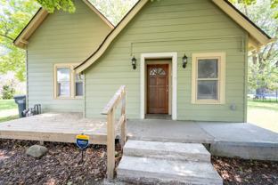 433 N Randall St - Photo 1 of 1