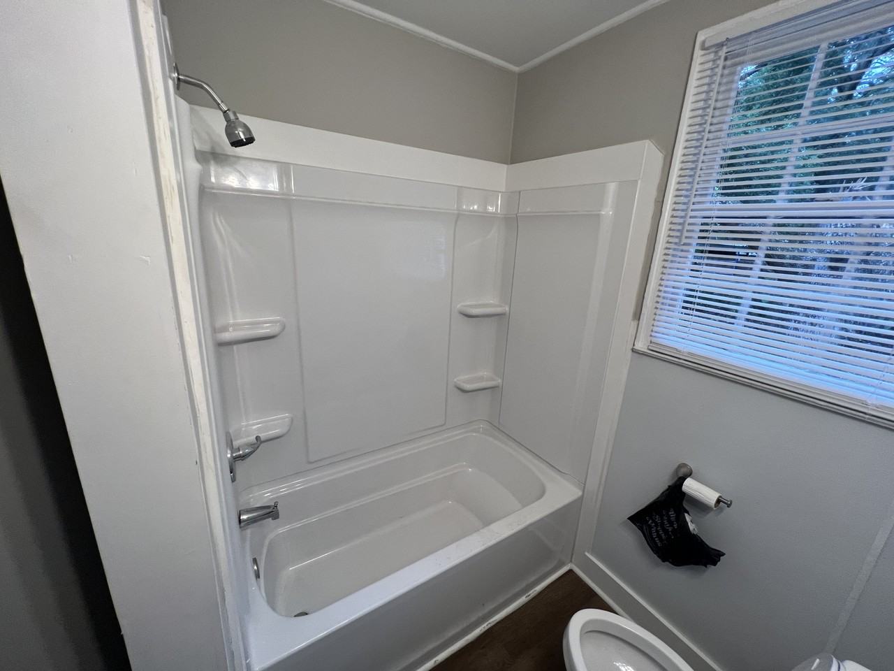 3602 Norwich St - Photo 6 of 12