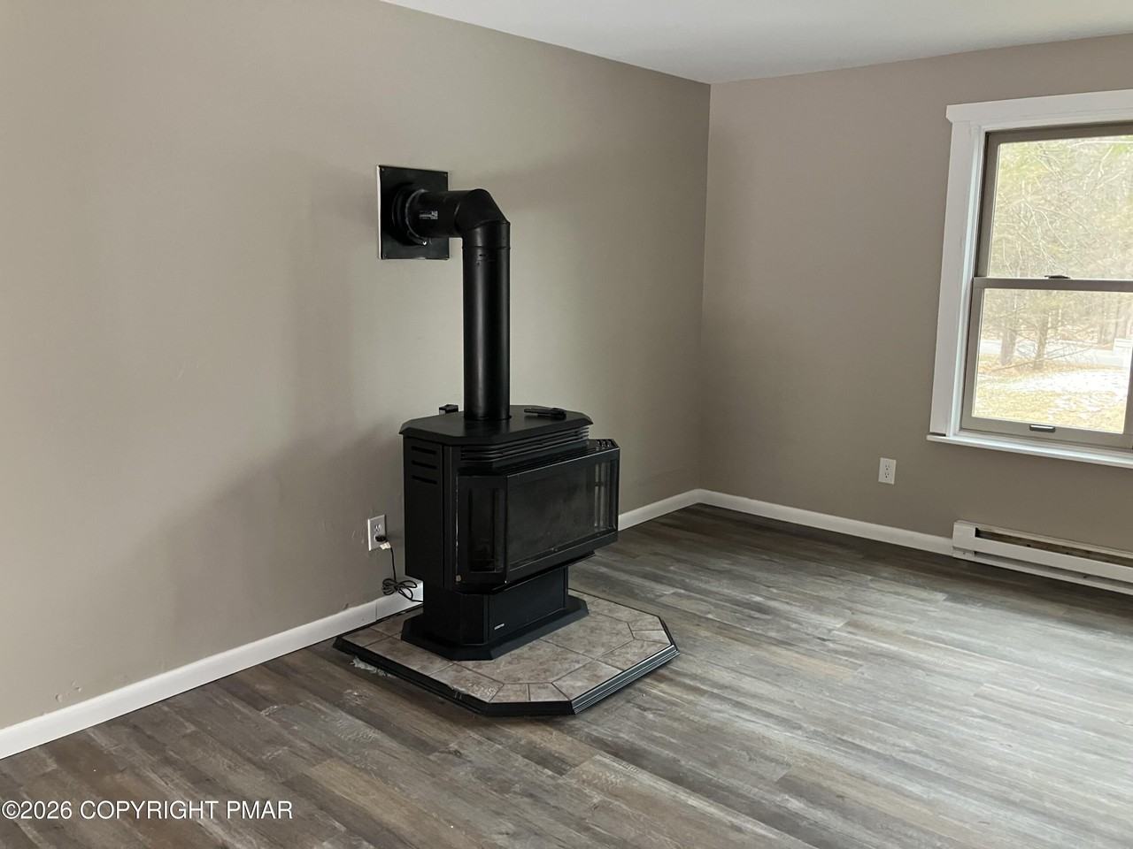 82 Shortridge Rd - Photo 5 of 16