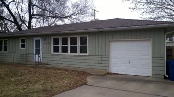 featured image of 1009 W 22nd Ter