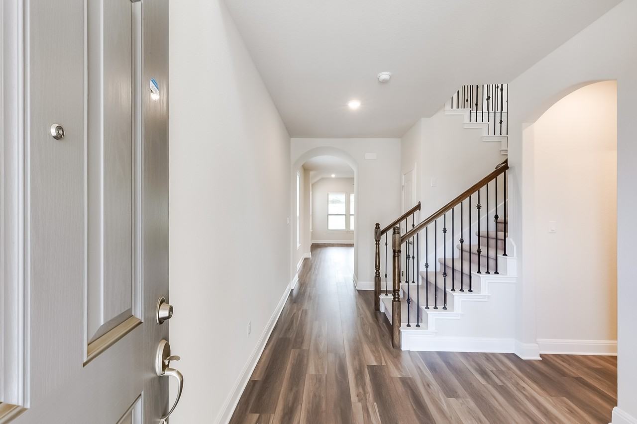 3509 Charade Dr - Photo 2 of 4