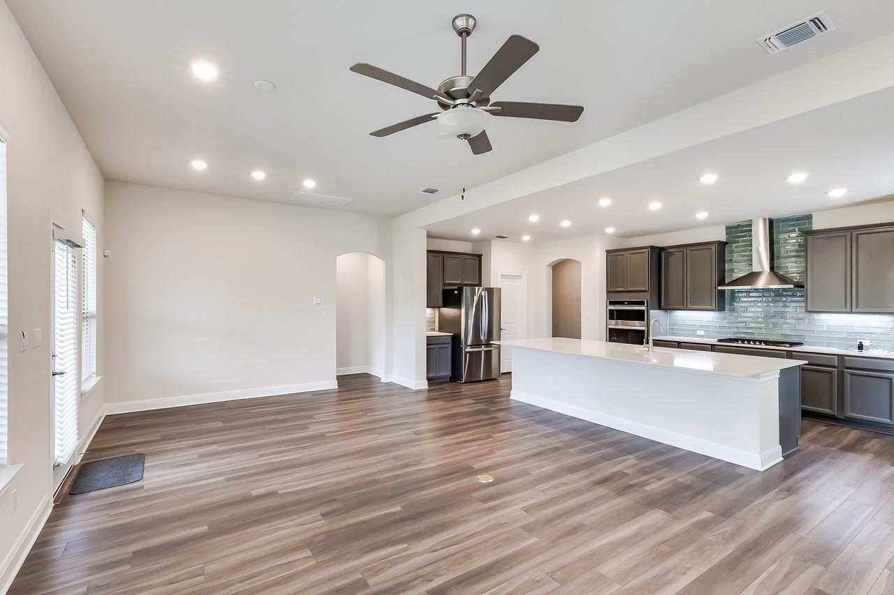 3509 Charade Dr - Photo 3 of 4