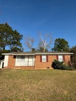 featured image of 2516 Kensington Dr E