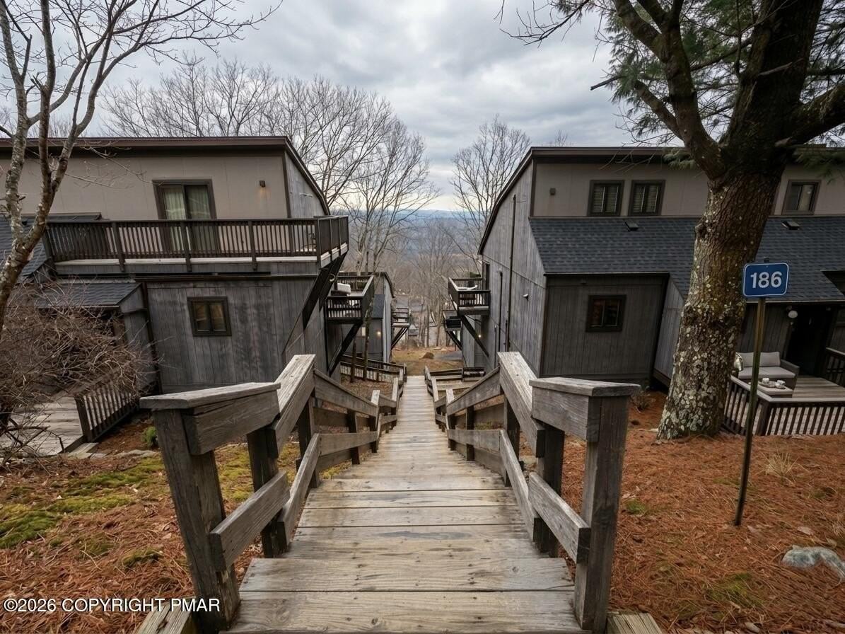 186 Sunbird Way - Photo 3 of 16