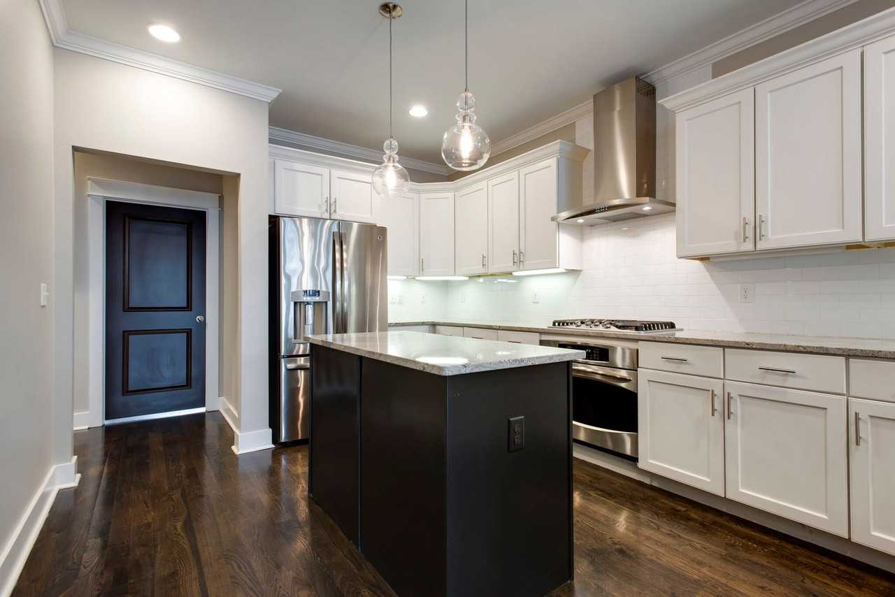 1726 4th Ave N - Photo 5 of 27