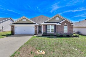 featured image of 2562 Inverness Dr #1