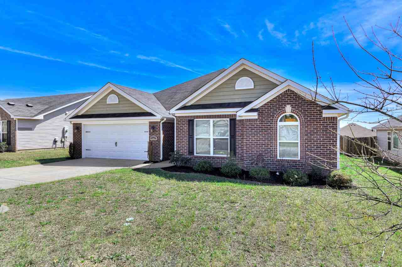 2562 Inverness Dr #1 - Photo 2 of 36