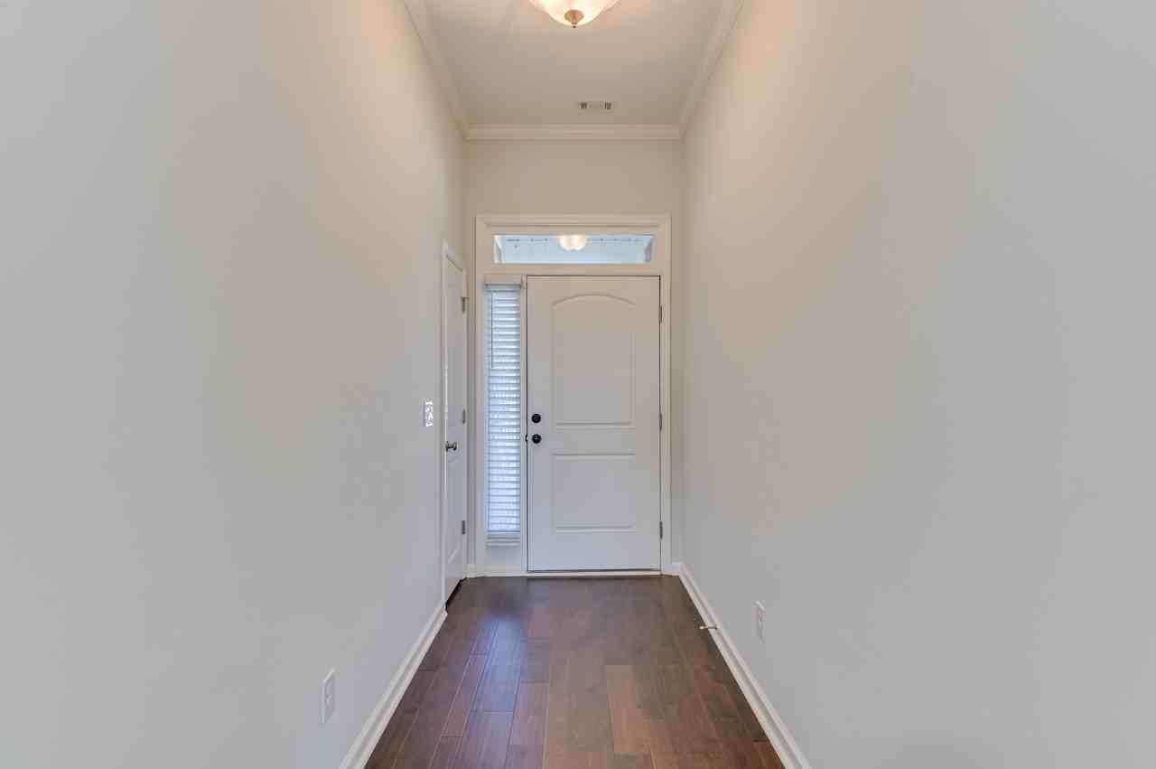 2562 Inverness Dr #1 - Photo 5 of 36