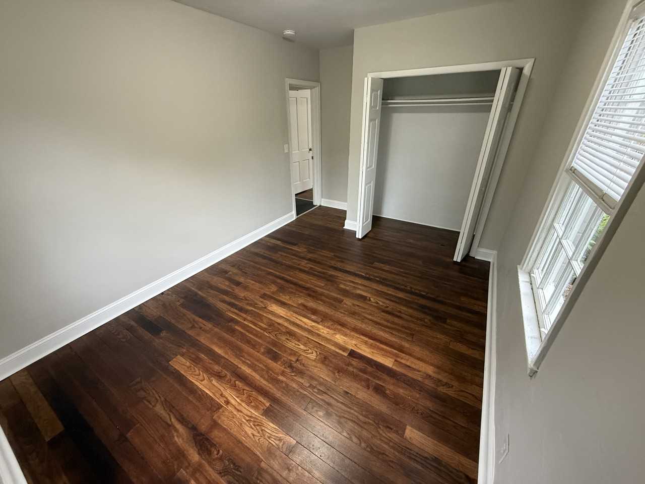 3605 Emanuel Ave - Photo 4 of 14