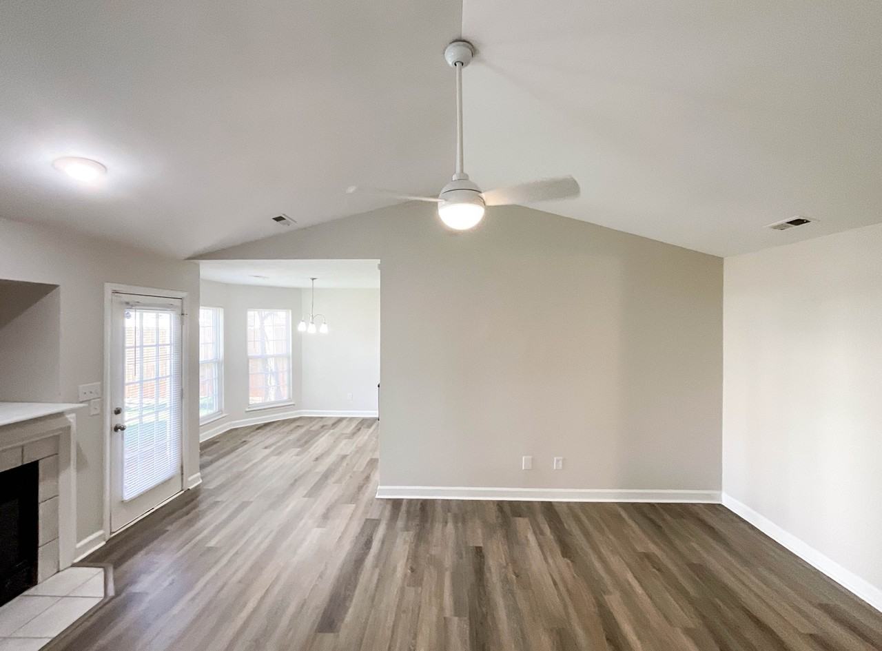 7305 Rosehall Dr #1 - Photo 5 of 14