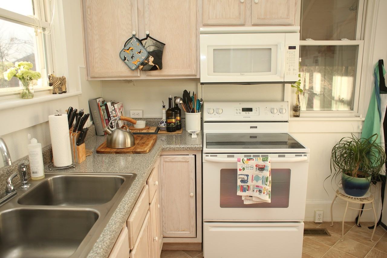 119 Observatory Ave - Photo 3 of 19