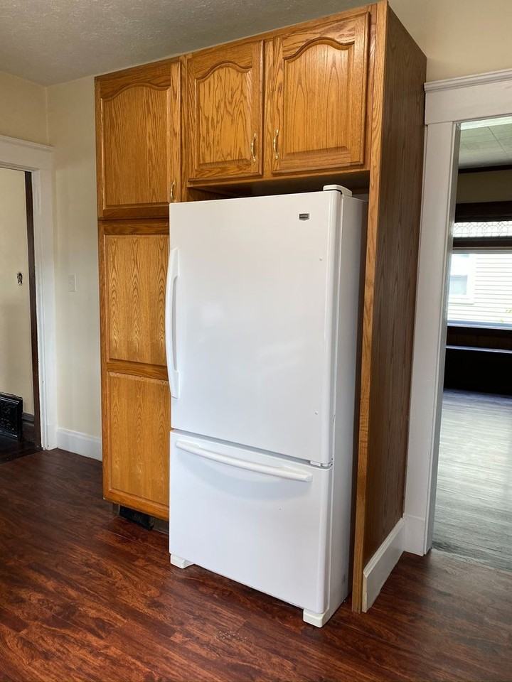 326 E Liberty St - Photo 5 of 16