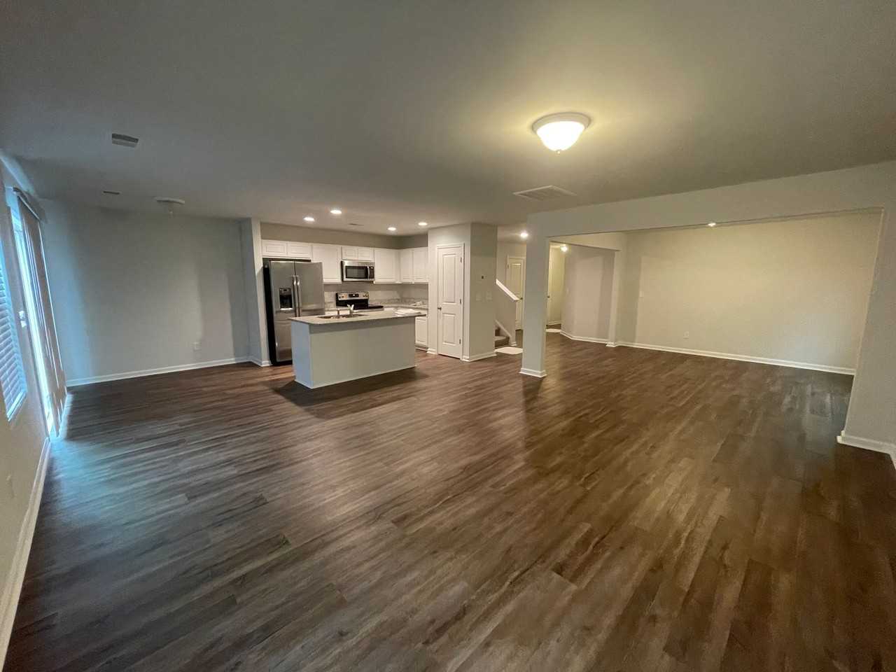 2237 Trakand Dr - Photo 7 of 22