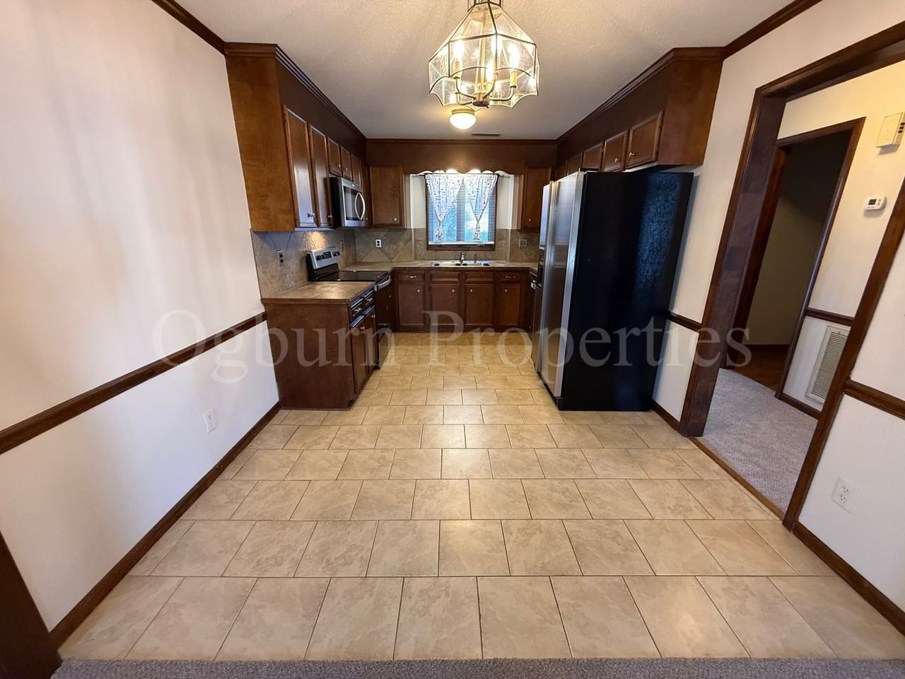 1906 Winding Ridge Rd - Photo 6 of 11