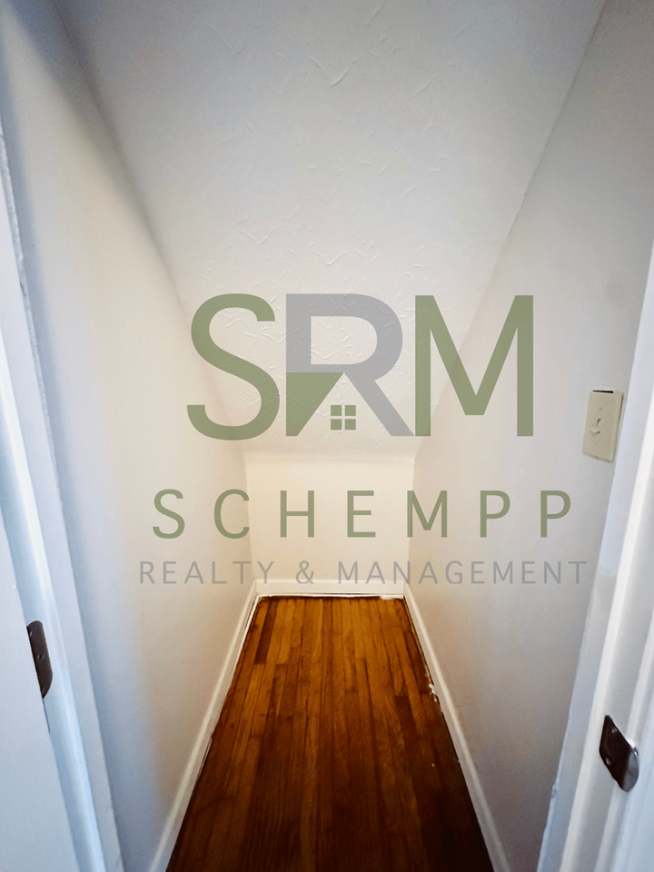 1147 Lincoln Ave - Photo 5 of 20