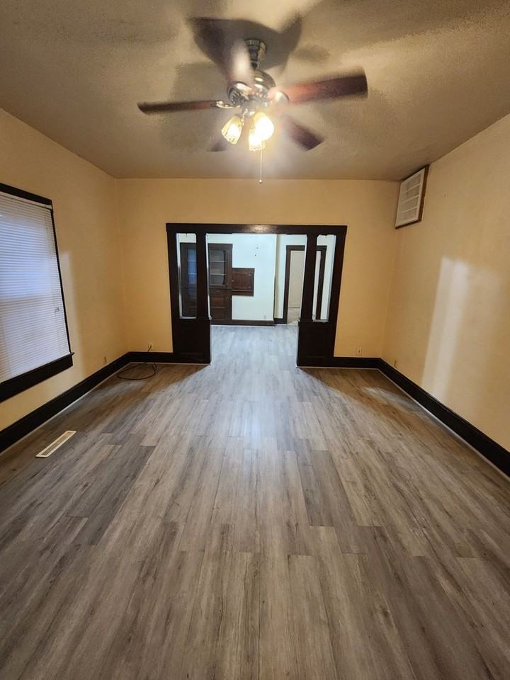 1525 2nd St - Photo 2 of 12