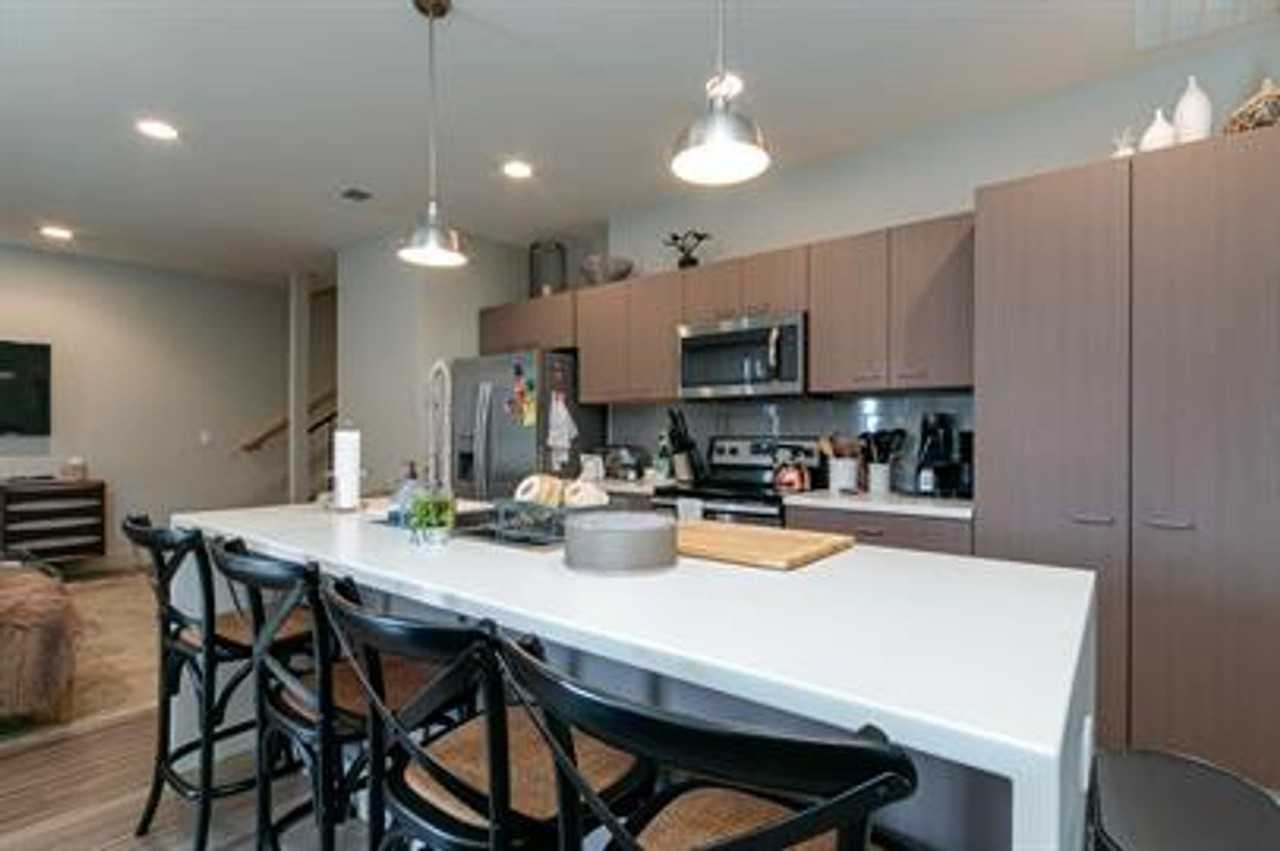 3510 Ocean Cir #C - Photo 5 of 24