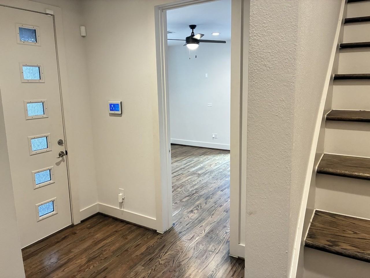 1535 W 24th St #B - Photo 4 of 32