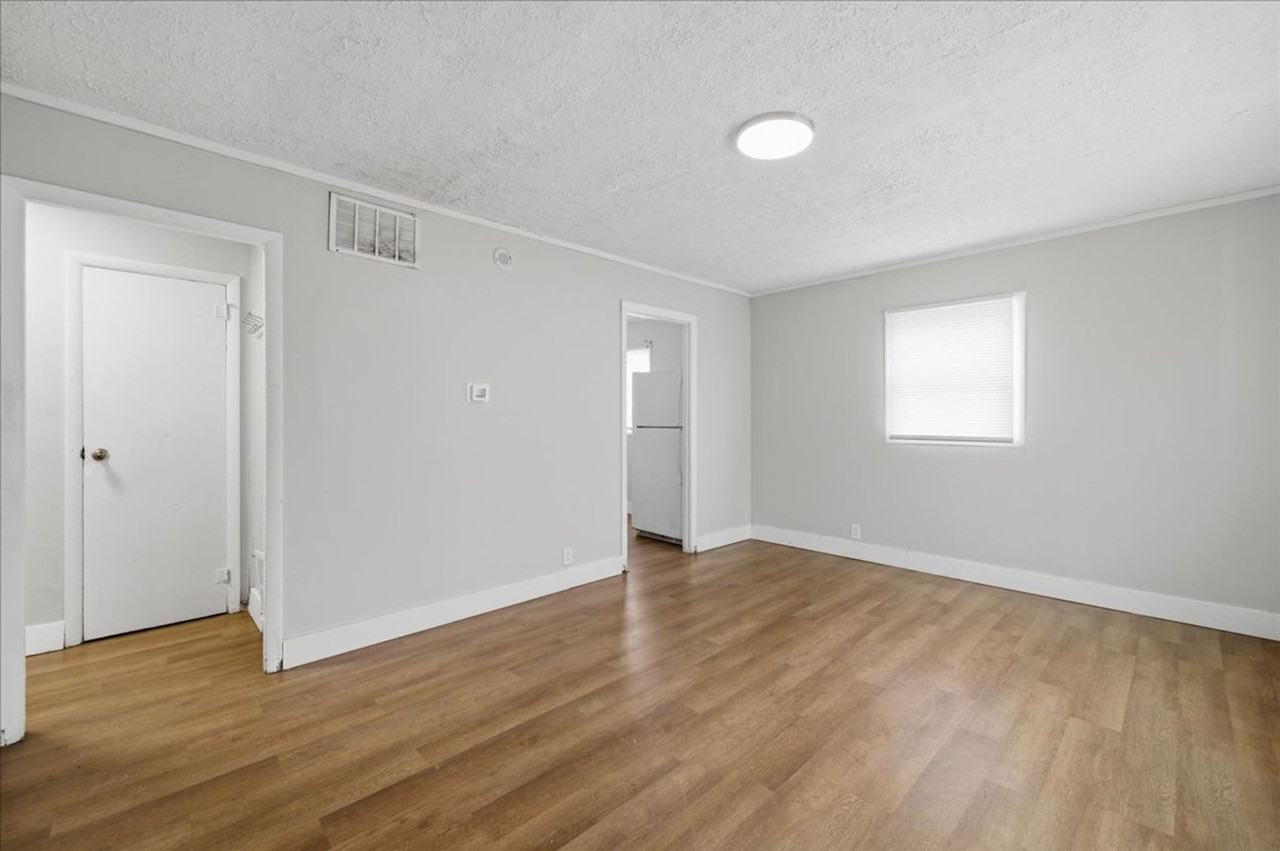 3105 Adams St - Photo 2 of 11