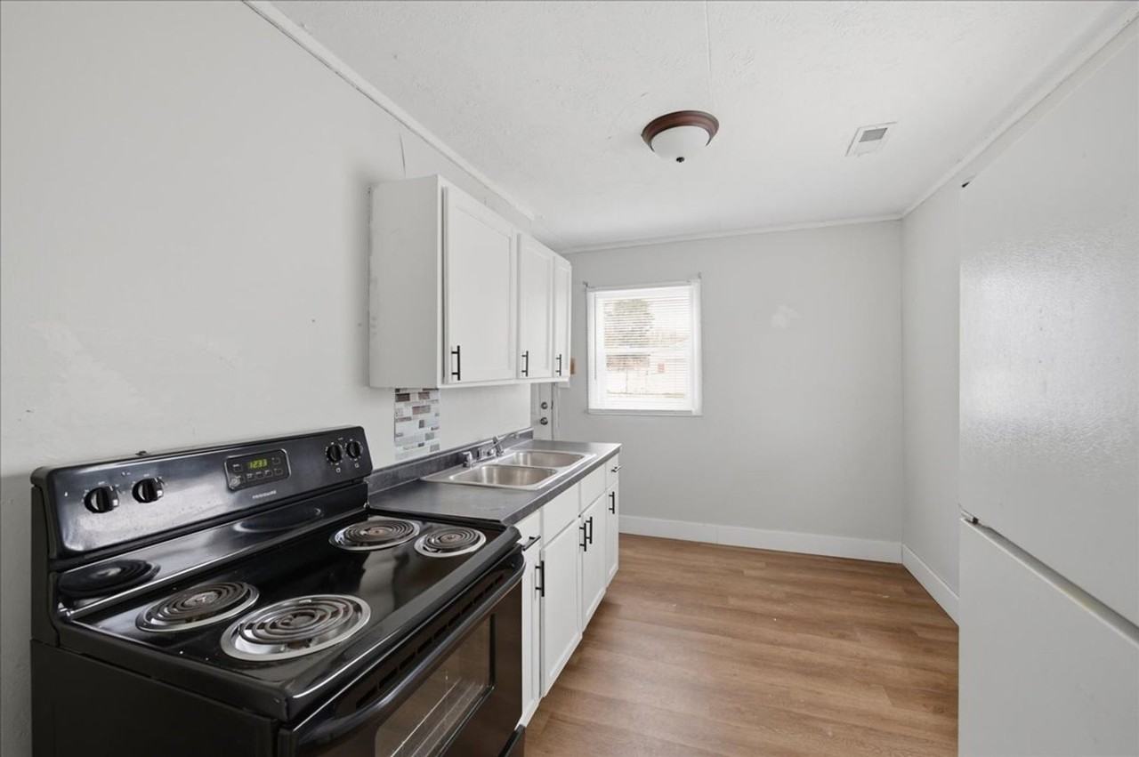 3105 Adams St - Photo 4 of 11