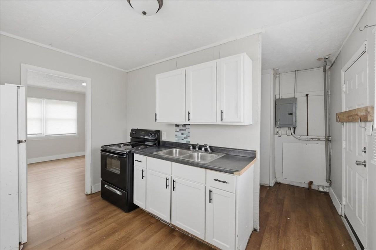 3105 Adams St - Photo 5 of 11