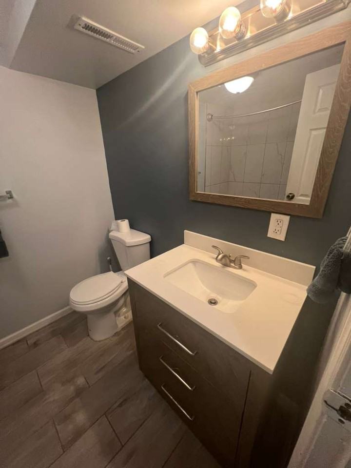 2080 Lake Grove Ln - Photo 6 of 21