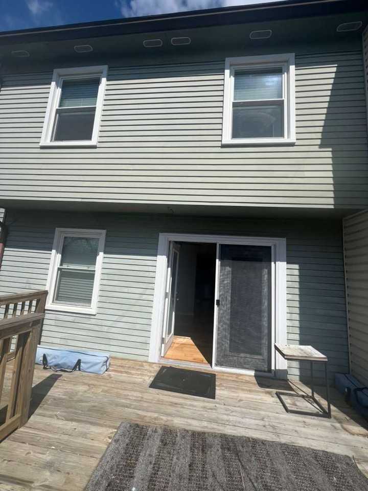 2080 Lake Grove Ln - Photo 7 of 21