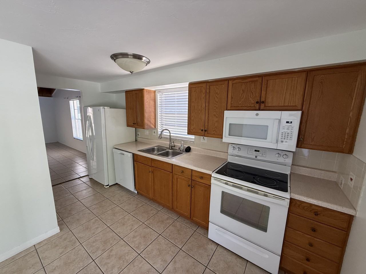 1211 4th St W - Photo 5 of 20