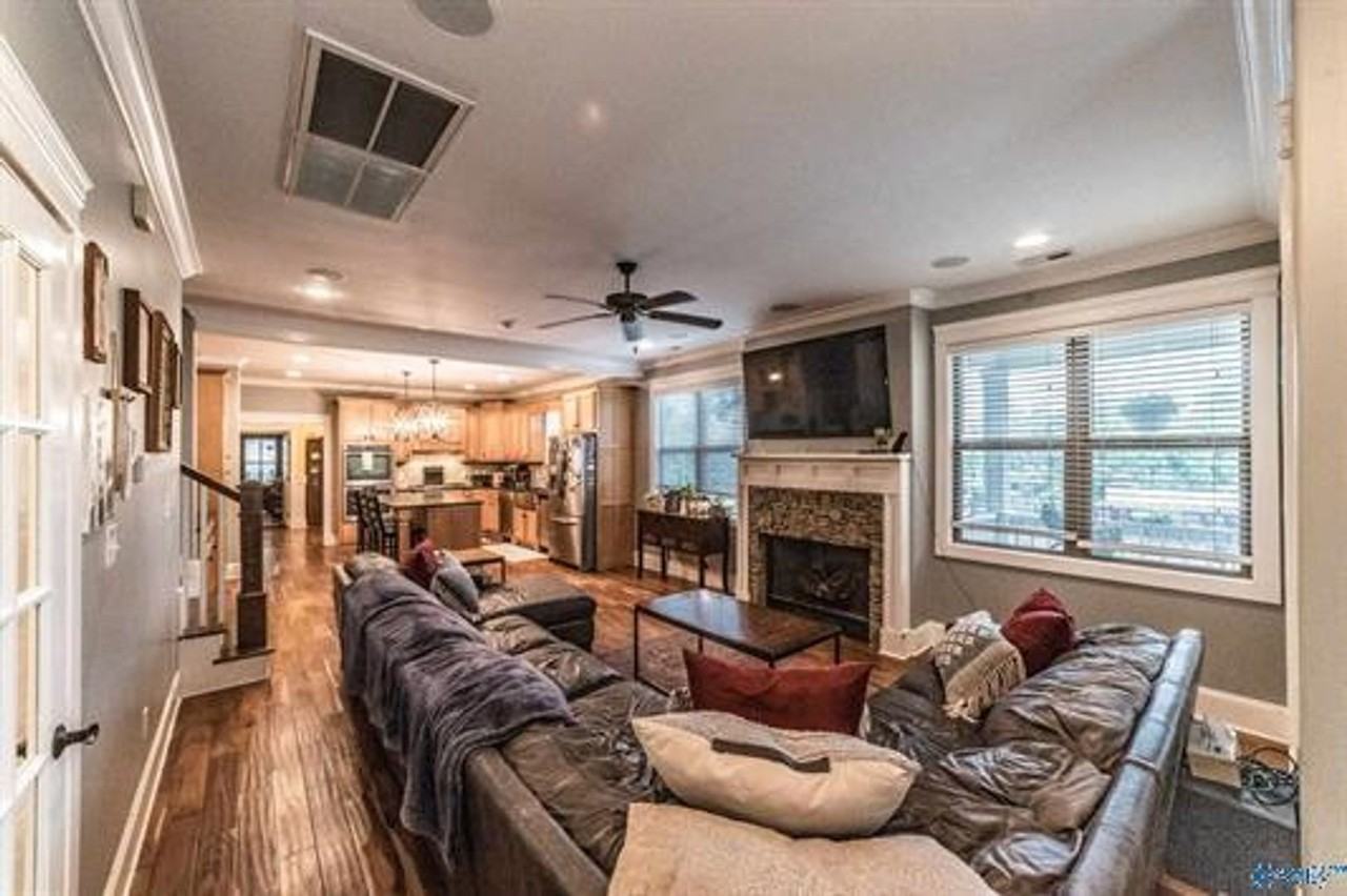 1716 Wellman Ave Ne - Photo 6 of 23