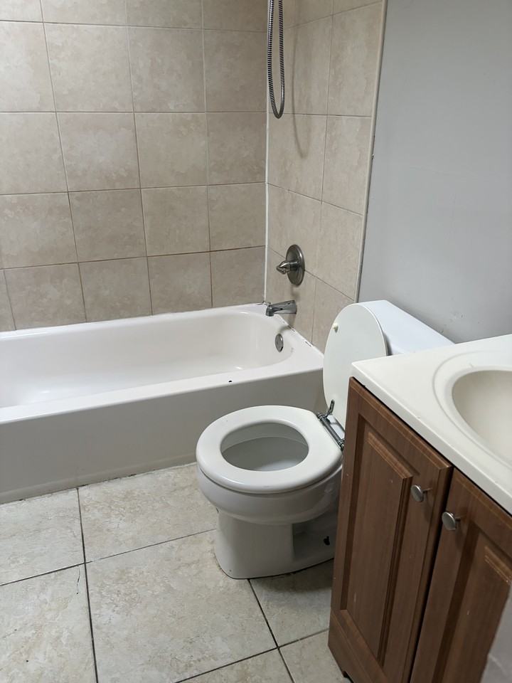 210X E Federal St - Photo 6 of 11