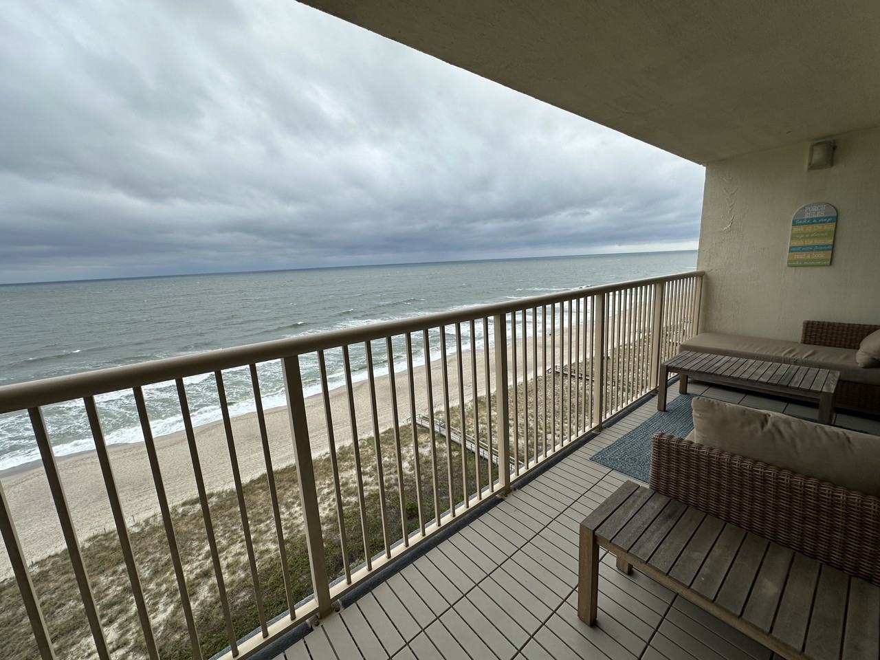 1403 Lake Park Blvd S - Photo 2 of 25