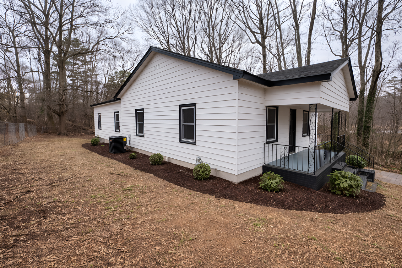 905 Gantt St - Photo 3 of 18