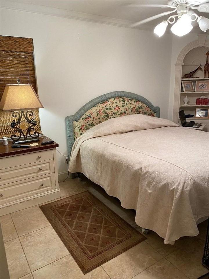 837 Seminole Ln - Photo 2 of 8