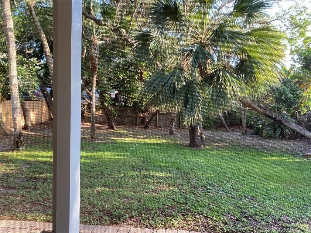 837 Seminole Ln - Photo 6 of 8