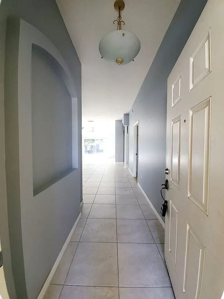 2953 Marbella Dr - Photo 2 of 21