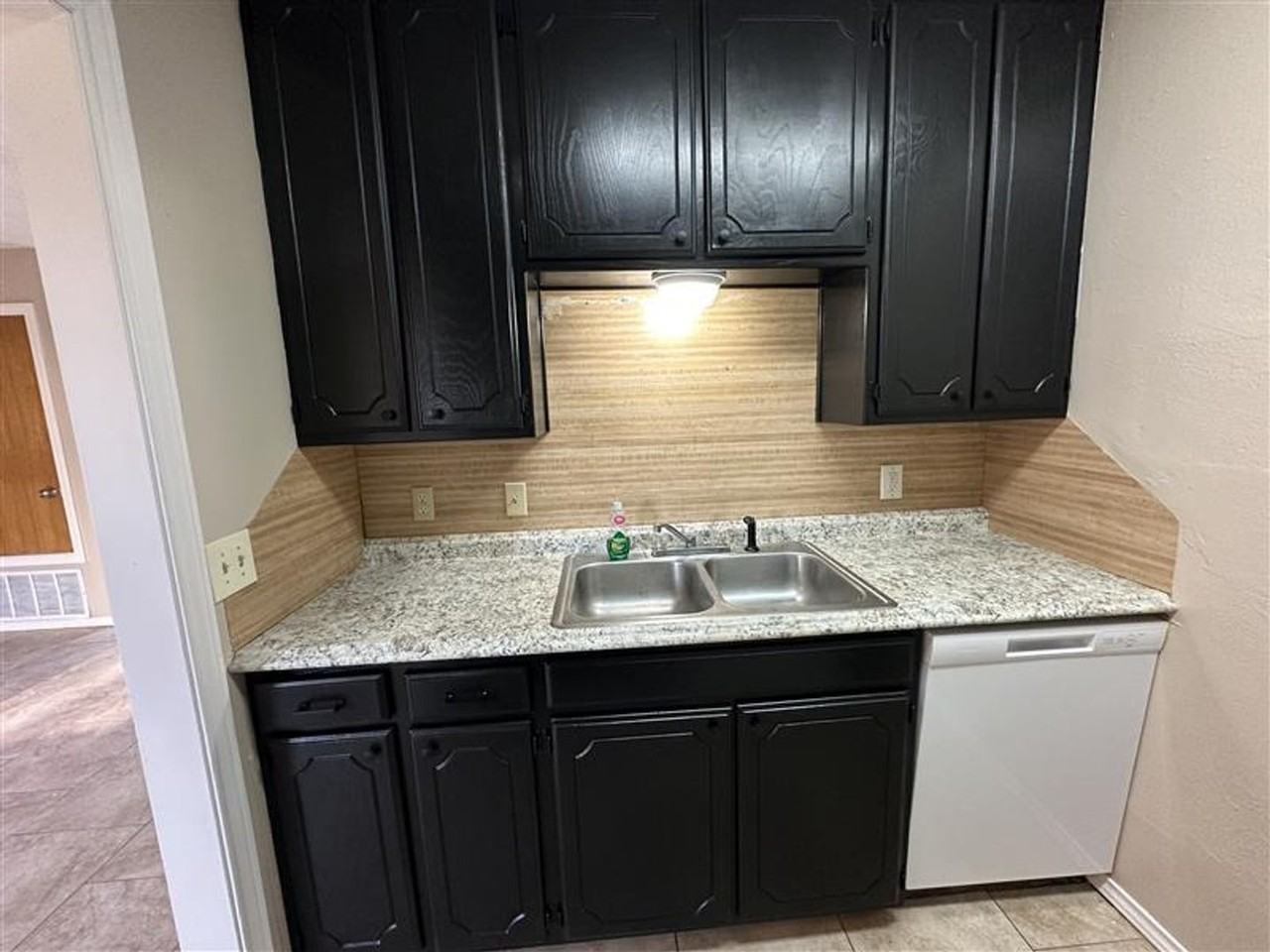 12747 Candleridge Dr - Photo 5 of 19