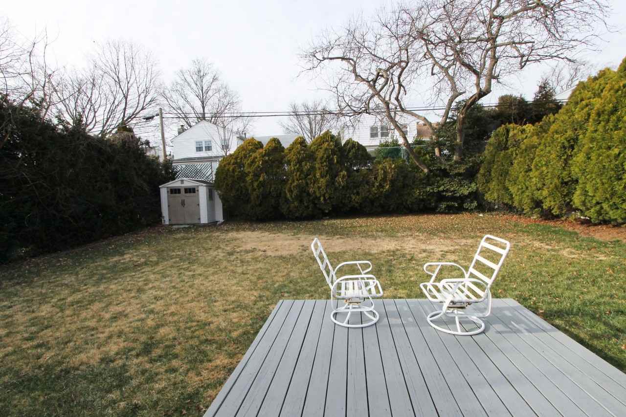 617 Renz St - Photo 2 of 28